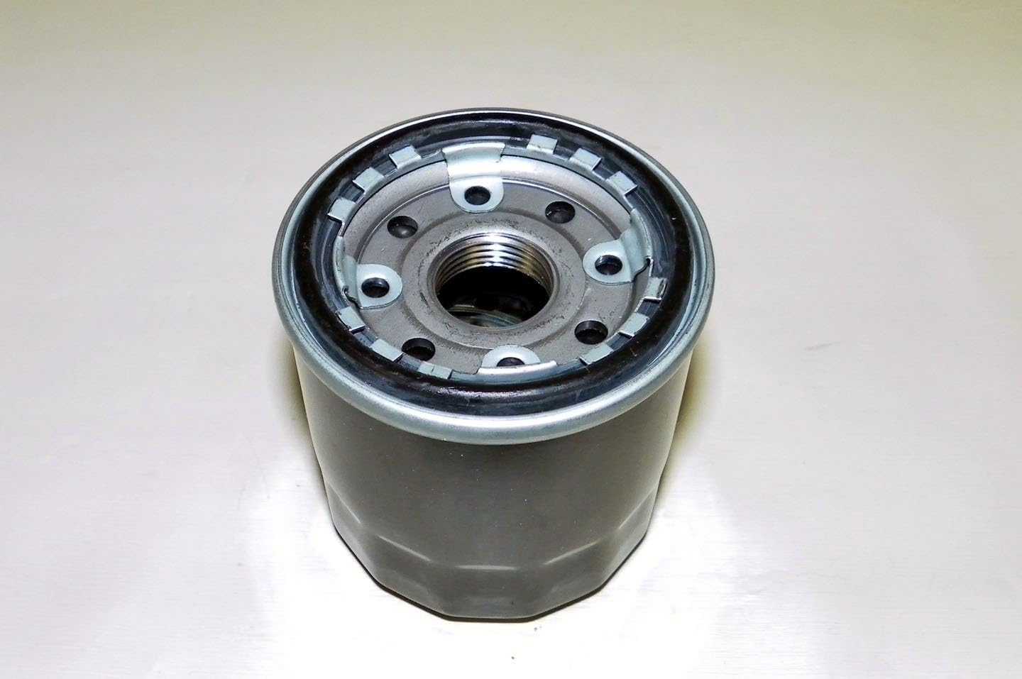 Oil Filter Compatible with Yamaha F30 4 Stroke 2001-06 WSM 006-563 OEM# 5GH-13440-00-00
