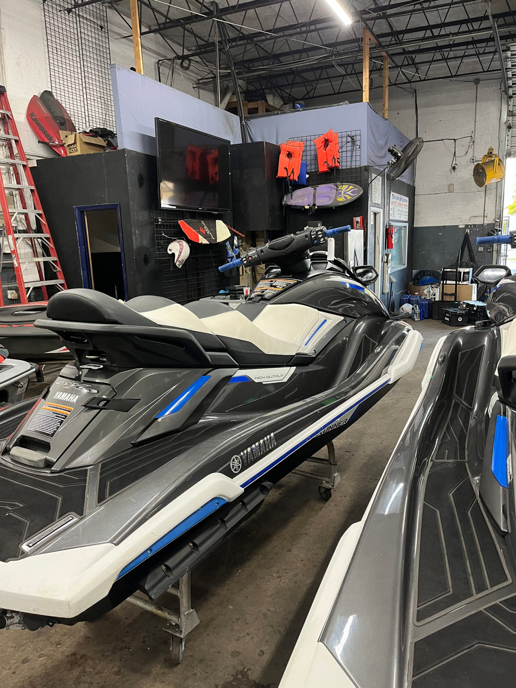 🚨 FOR SALE: 2x 2019 Yamaha FX Cruiser High Output 1.8